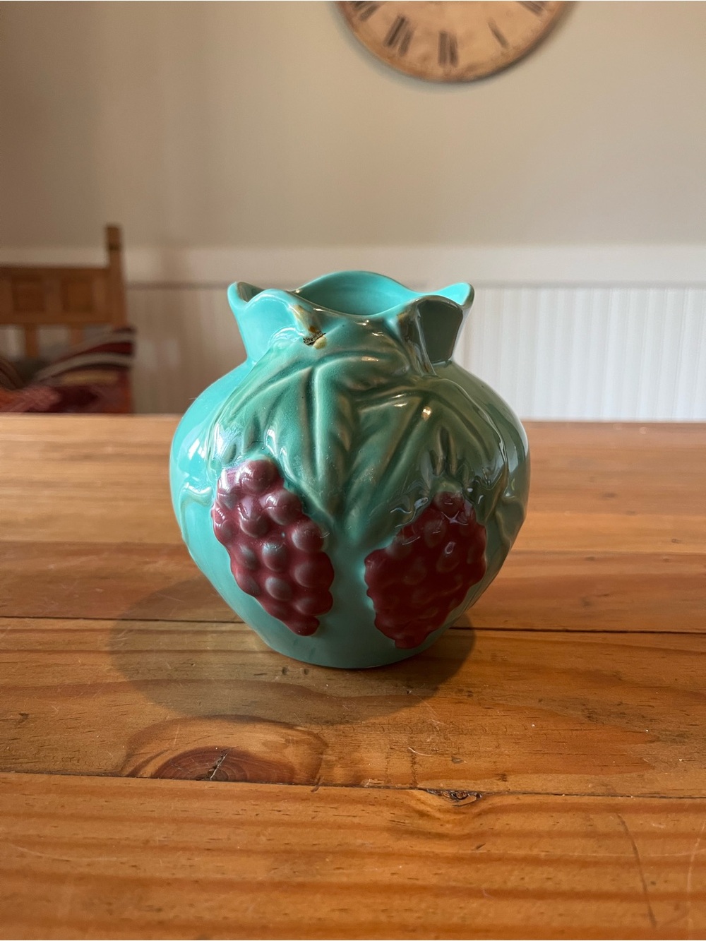 Vintage Majolica Style Jade Green Pottery Vase w/Grapes Design